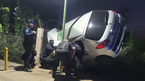 Así quedó el auto siniestrado. Foto: Los Andes