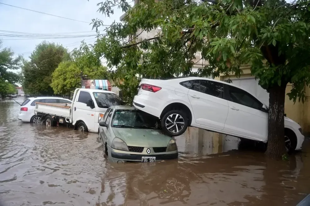 Bahía Blanca suspende este lunes todas las actividades por una nueva alerta meteorológica
