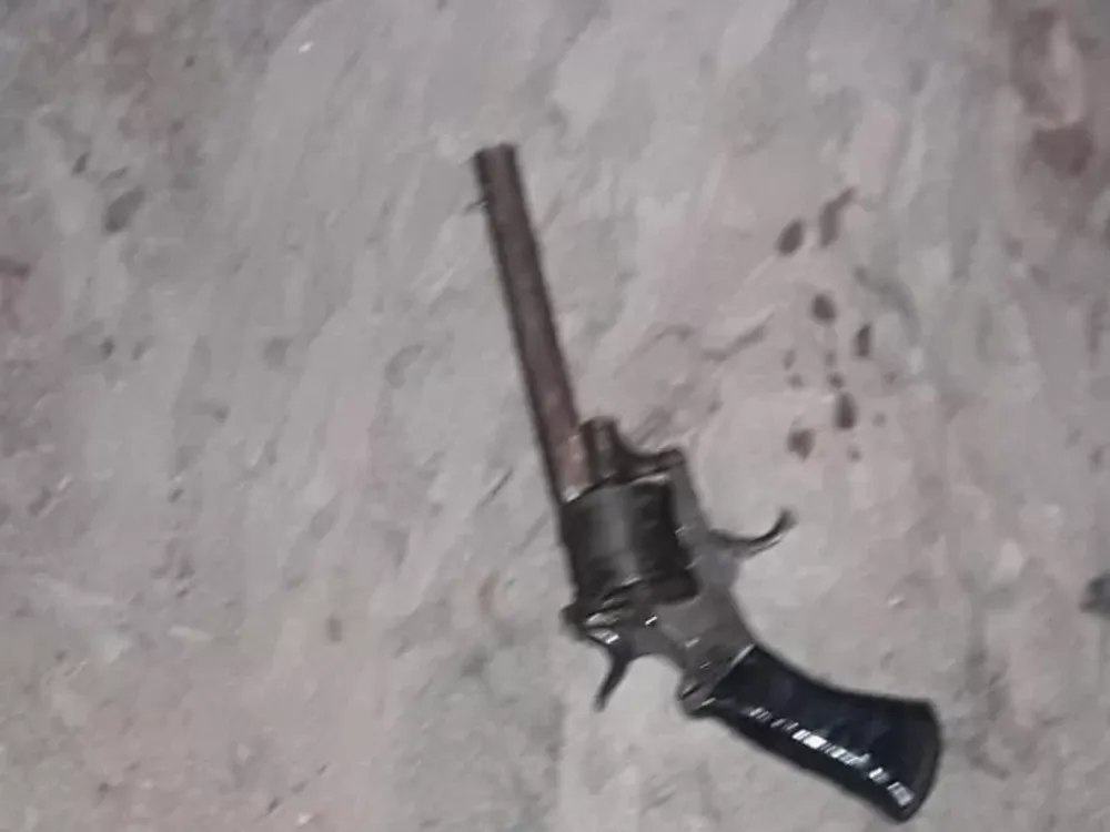 Investigan el caso de un chico de 15 años golpeado con un arma en un intento de robo