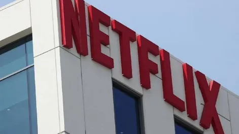 Tras la caída de suscriptores y en el mercado bursátil, Netflix despide a 150 empleados