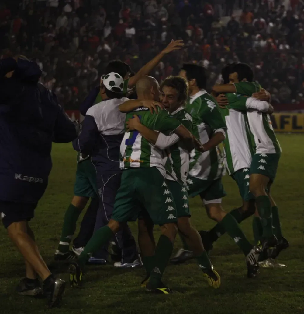 Un ascenso que se gestó con 5 técnicos