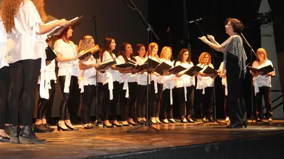 Homenaje con recuerdos, encuentros y emociones