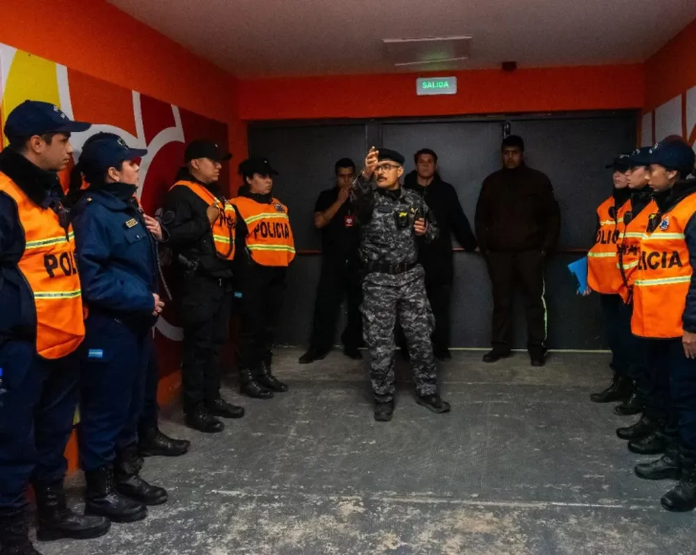 Última. El viernes pasado hubo amenaza de bomba en el Estadio Aldo Cantoni, en la previa del recital de Lali.