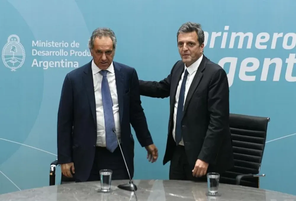Massa se reunió con Scioli para aceitar la transición en el área productiva