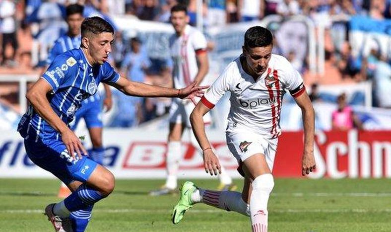 En un partidazo, Godoy Cruz empató con Estudiantes 3 a 3