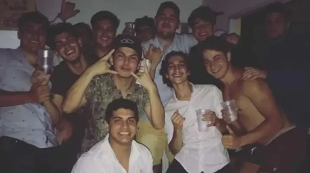 Un rugbier se chupó la sangre de los dedos para ocultar pruebas