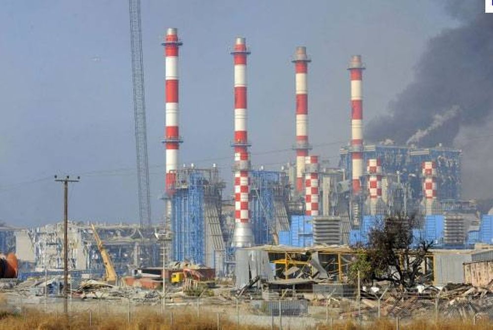 Irán: al menos 15 muertos por explosión en una base militar