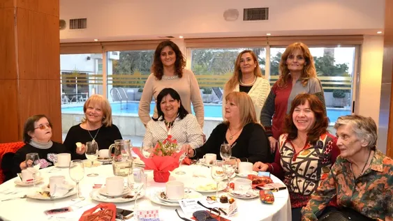 Té a beneficio de Cordic