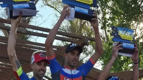 Sanjuaninos figuras en la Vuelta de Allen: Gerardo Tivani ganó la etapa y Velárdez también subió al podio