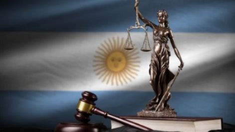 Revisión legal en Argentina apunta al uso de criptomonedas en plataformas en línea
