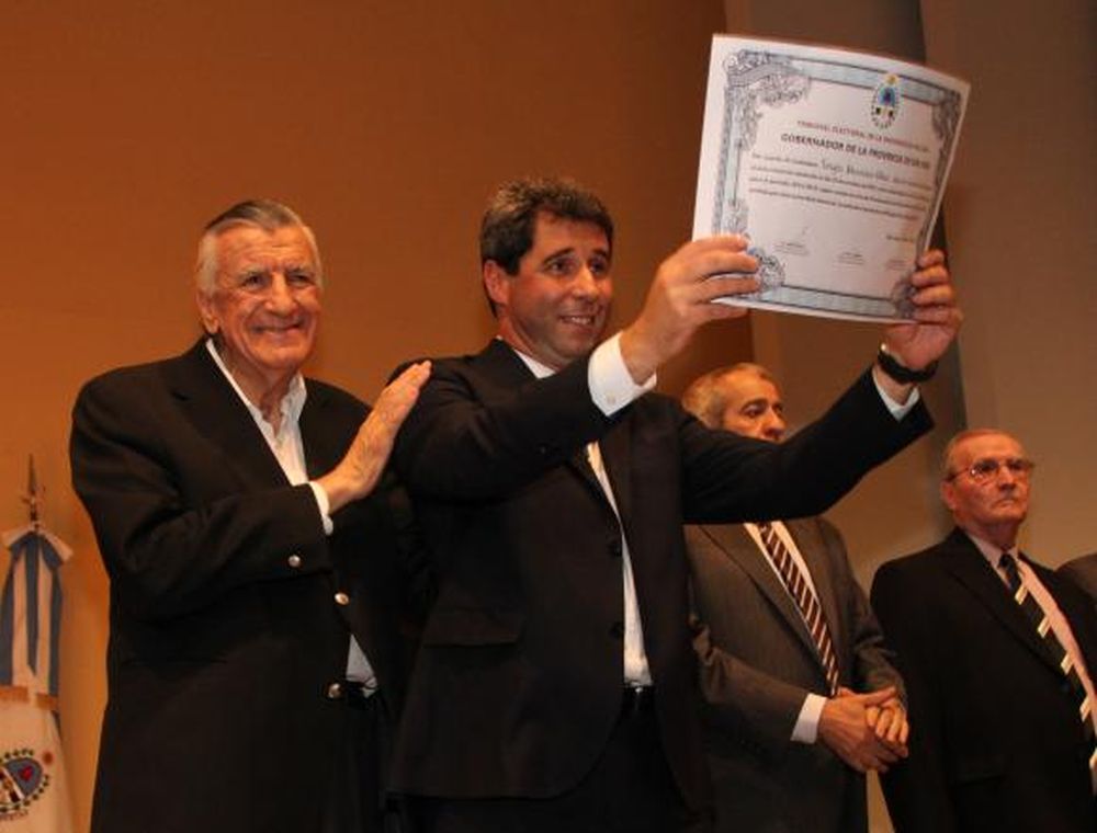 En el acto de proclamación reinaron señales de unidad