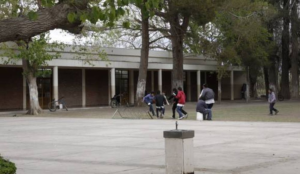 Antes que finalice el año, los 3 primeros polideportivos