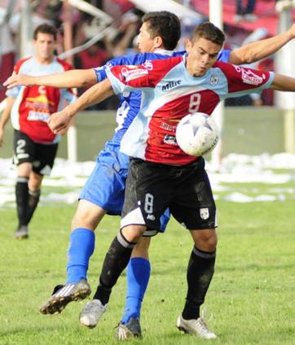 Alianza lleva la delantera