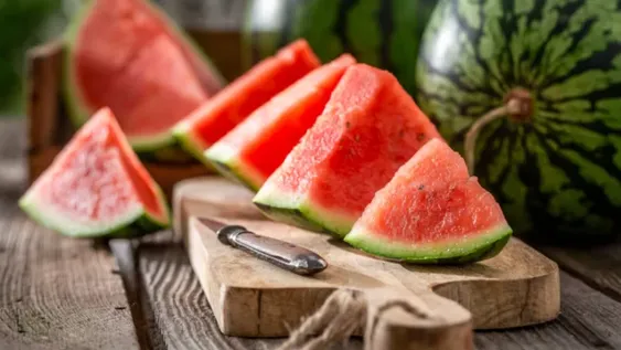 Calor extremo: estos son los 7 alimentos que mejor hidratación aportan.