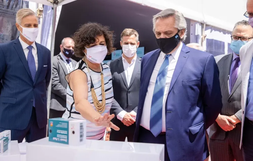 Fernández impulsó el desarrollo científico desde Buenos Aires