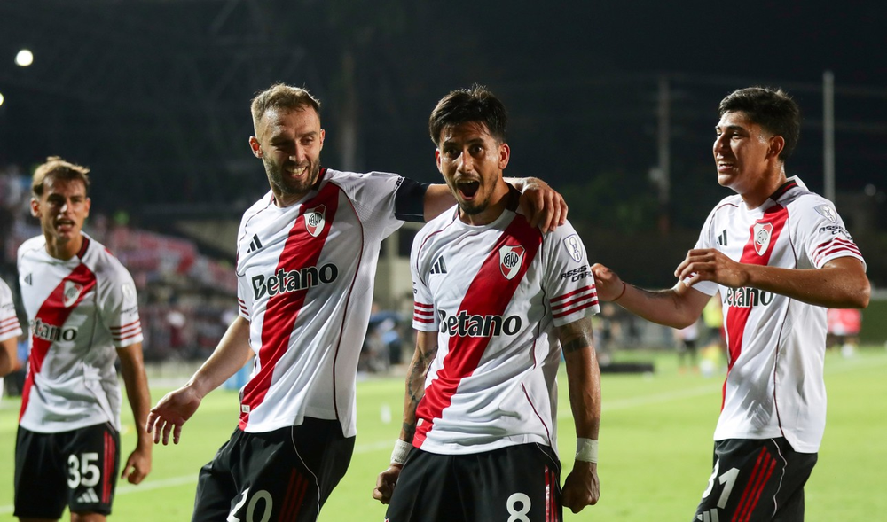Maximiliano Meza marcó el primer gol de River.