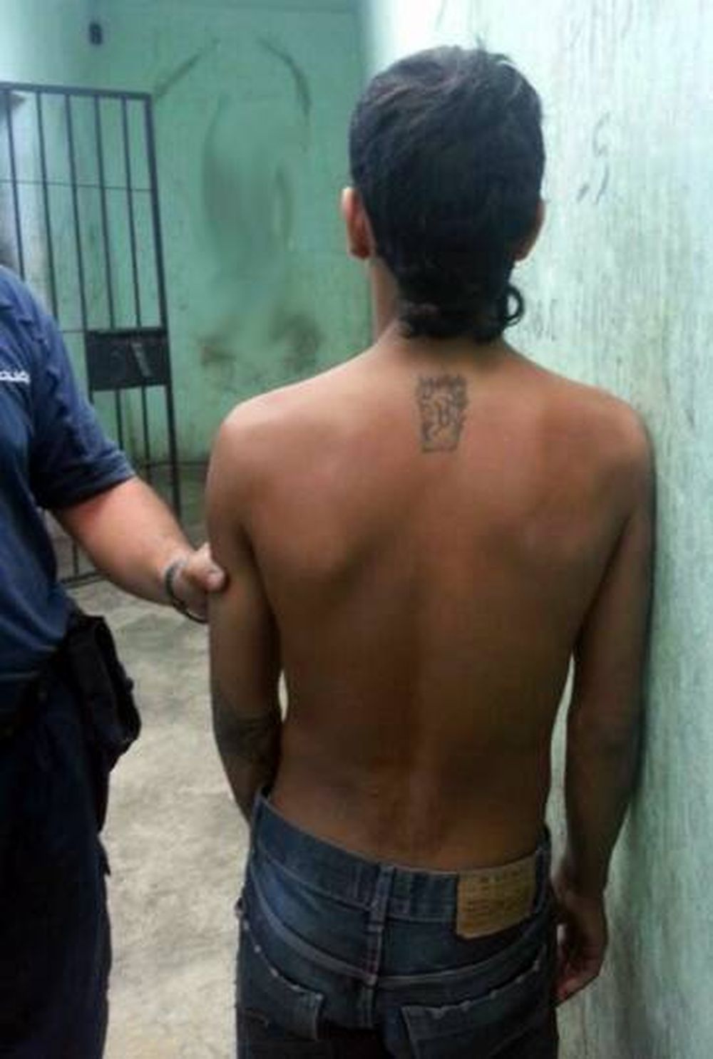 Le robó el celular a una alumna en la calle y la hirió de 4 puntazos