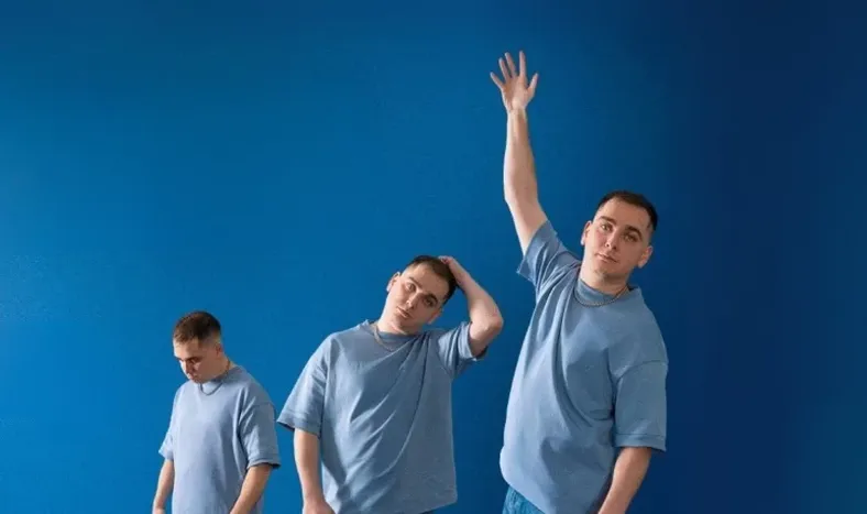 Sufrió una parálisis cerebral y ahora hace humor sobre la discapacidad a conciencia: trae su show a San Juan