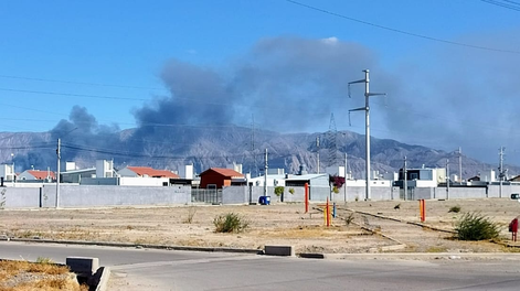 alerta por un incendio de grandes dimensiones en la zona de la planta de tecnologias ambientales