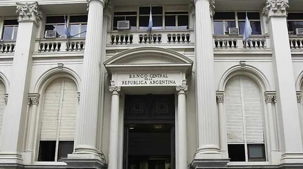 El Central emitió casi $300.000 millones en un mes