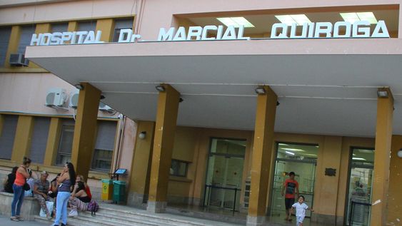 un joven de 21 anos lucha por su vida con el 80% del cuerpo quemado tras intentar rescatar sus cosas del incendio por el zonda en santa lucia