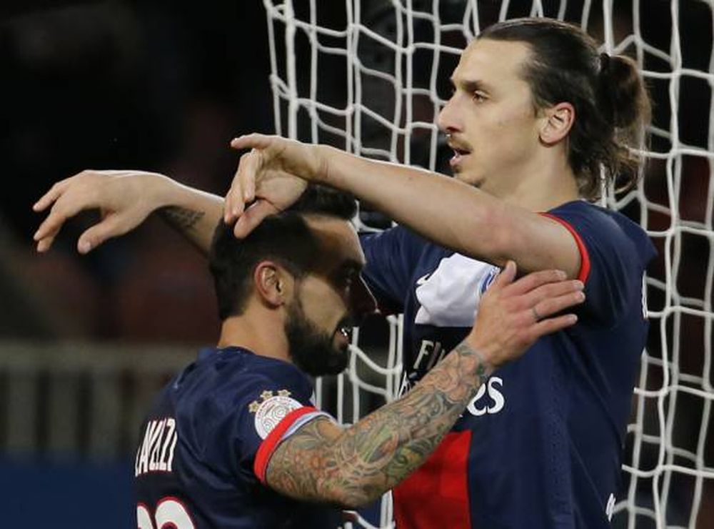 Lavezzi y un gol para el líder