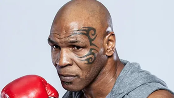 El regreso de Tyson se pospuso por dos meses