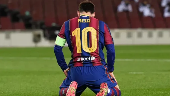 Messi rompió el silencio a días de quedar libre en el Barcelona