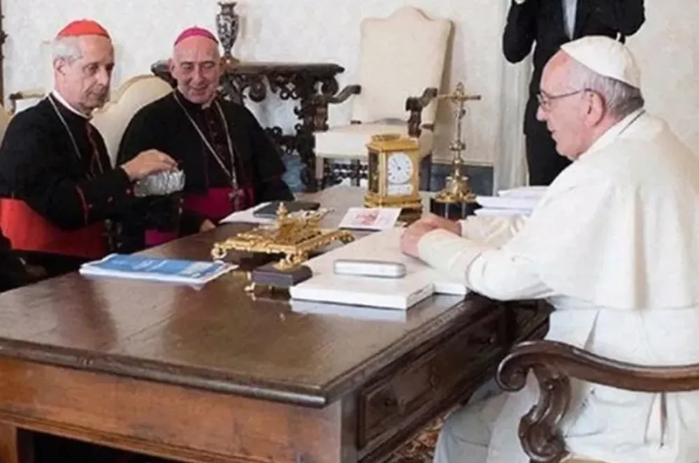 Arzobispado porteño, en la mira por venta de inmuebles