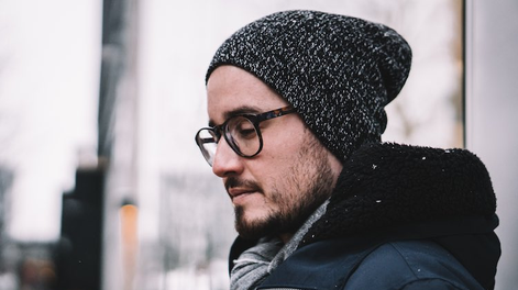 Furor en las redes: el accesorio que es tendencia absoluta para los hombres este invierno y que destronó a las bufandas