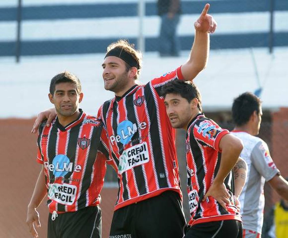 A Chacarita le queda una vida