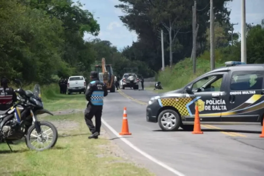 Horror: un conductor mató a un ciclista en un accidente, se escapó y murió en otro choque