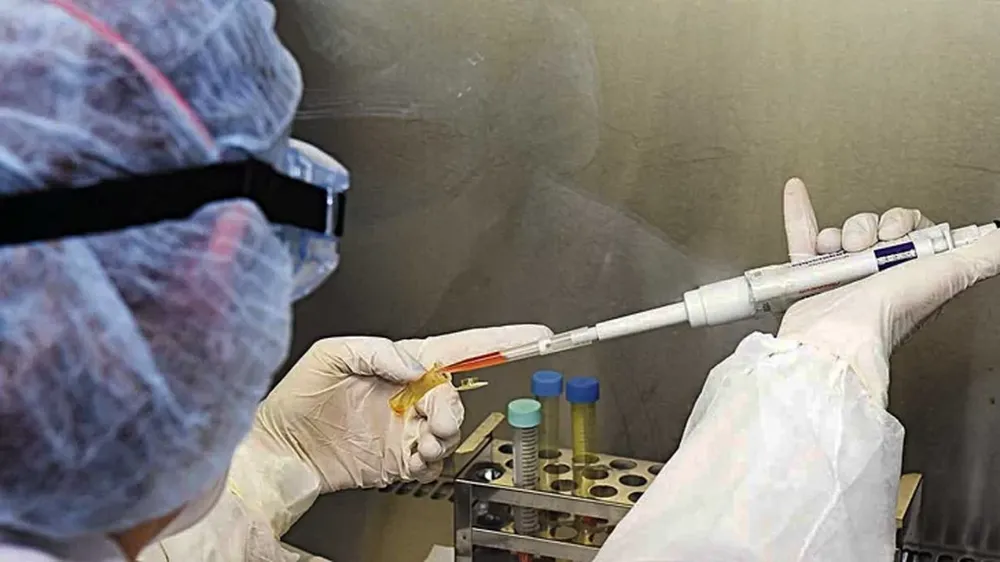 En las últimas 24 horas, se confirmaron 15 muertos y 552 contagiados por coronavirus