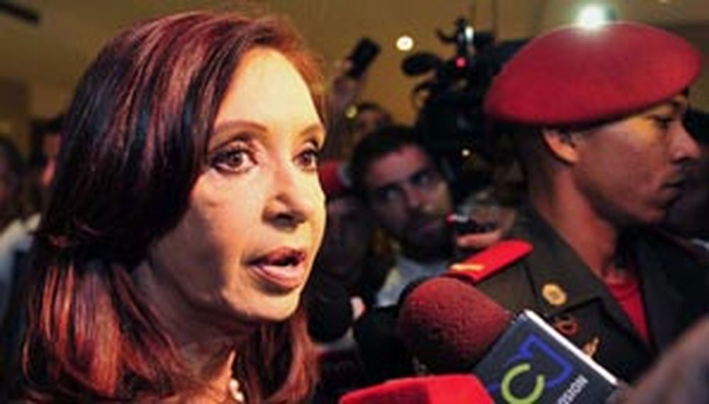 Cristina Fernández: “Hombres como Chávez no mueren”