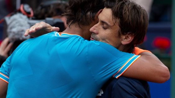 Ferrer perdió ante Rafael Nadal y fue despedido con una ovación