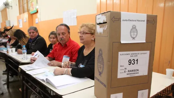 Frentes y partidos definen a sus precandidatos en cada departamento