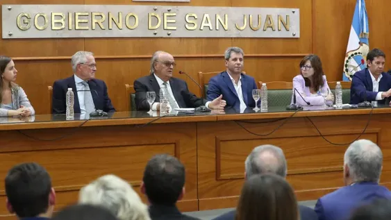 Anuncian préstamos por $7.900 millones para expansión productiva