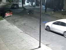 el dramatico pedido de un padre que reconocio a su hijo en el video de un violento robo, lo denuncio y pidio que lo detengan