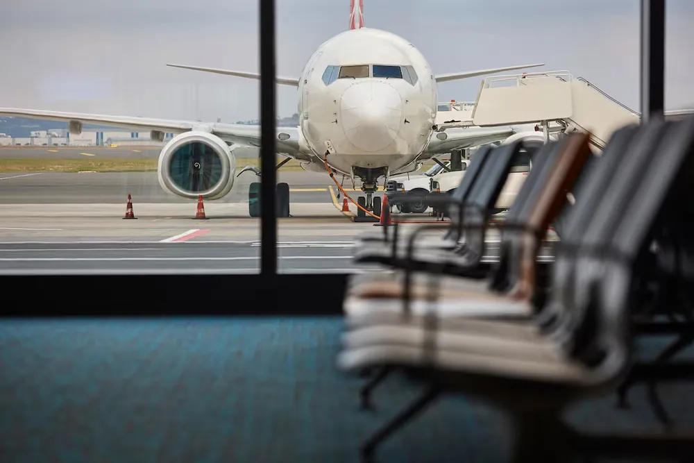 La Subsecretaría de Transporte Aéreo, se le otorgó el visto bueno a la firma Continental Flight Services S.A. para desarrollar operaciones dentro del territorio nacional y hacia el exterior.