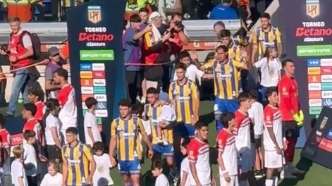 Polémica entre Estudiantes y AFA: Agremiados cuestionó el pasillo de espaldas y pidió “respeto y juego limpio”