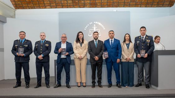 El secretario de Seguridad, Enrique Delgado, encabezó el acto de presentación del Manual de Buenas Prácticas.