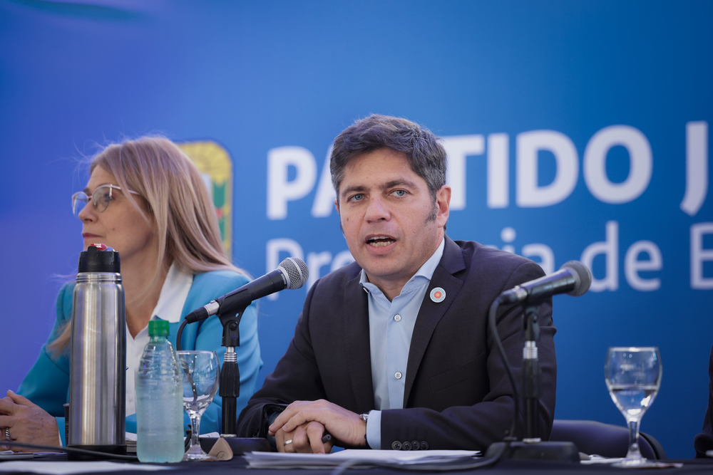 Kicillof debutó en el PJ y llamó a marchar contra el Gobierno el 30 de abril &nbsp;