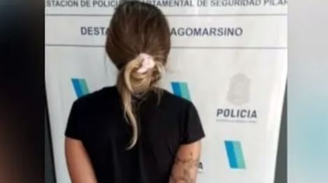 Encontró a su novio junto a la amante, quiso prenderlos fuego, pero incendió su casa