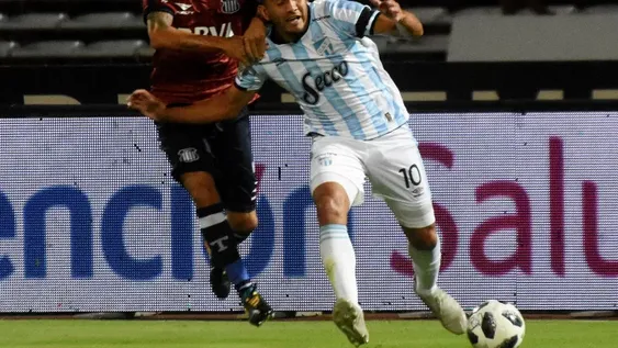 Talleres lo dio vuelta, ganó y quedó a cinco puntos a Boca