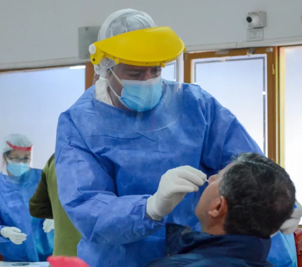 En los últimos 14 días, de cada 4 hisopados 1 dio positivo