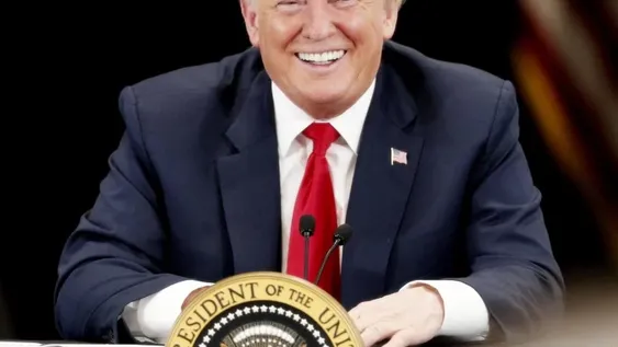 EEUU marca récord de casos de coronavirus pero Trump defiende su gestión