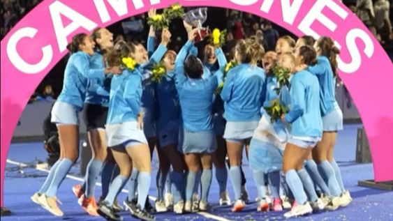 CAMPEONAS. Las Leonas se quedaron con la final del Panamericano de Uruguay.