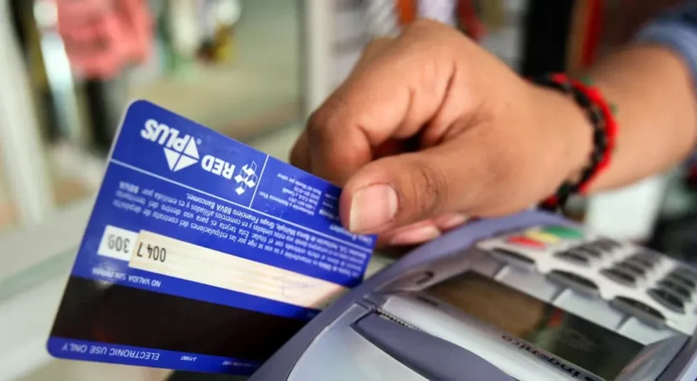 Así quedó el nuevo tipo de cambio para turismo y compras en moneda extranjera