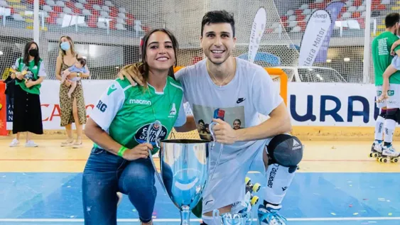 Oruste festejó su boda y su título