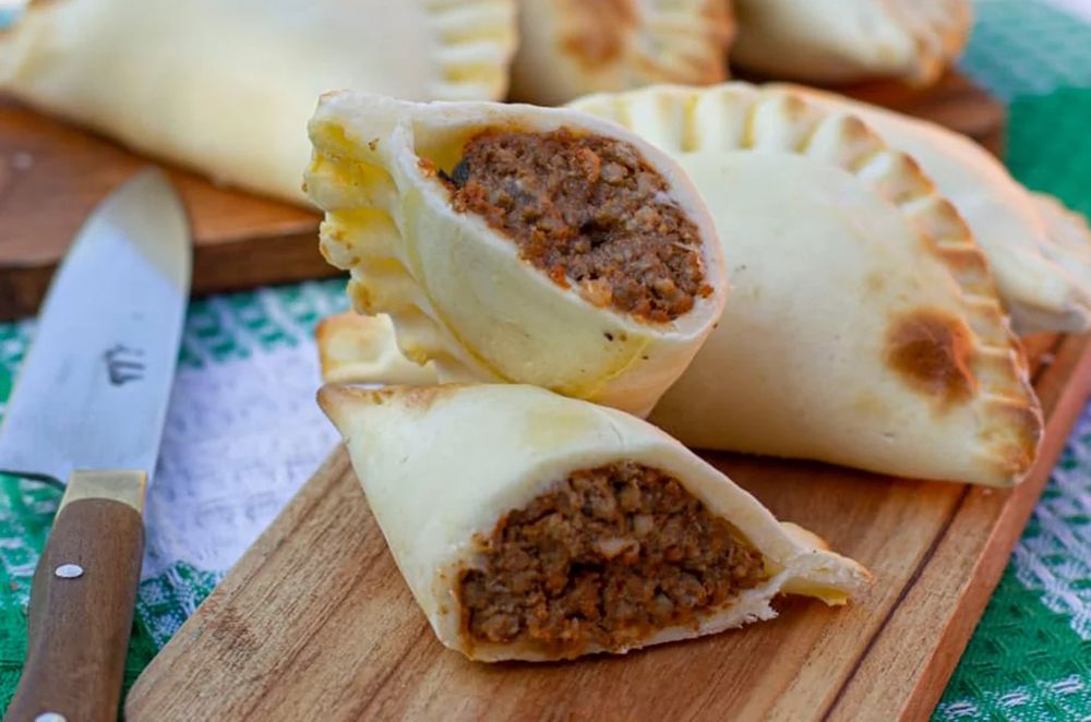 Hay una receta práctica para prepara empanas sin TACC ni horno.
